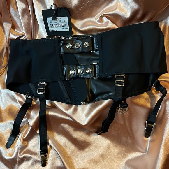 Honey Birdette George Waspie - Picture 2 of 2